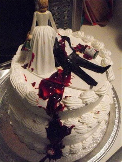 Bride beheads groom bloody divorce cake | riotdaily.com
