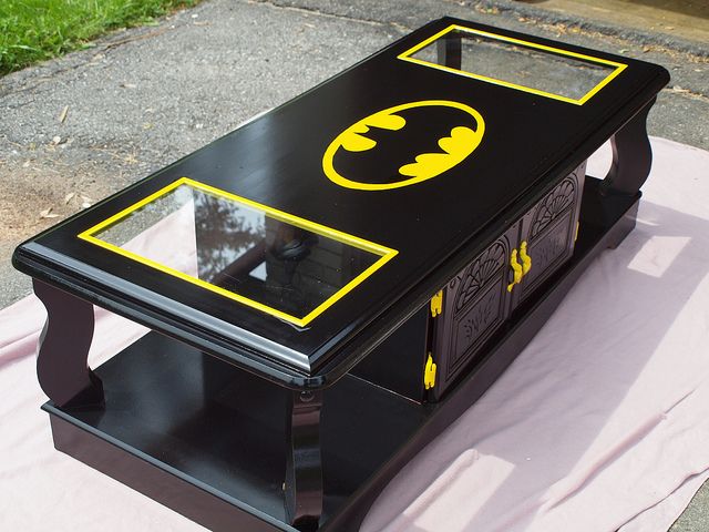 batman-coffee-table1