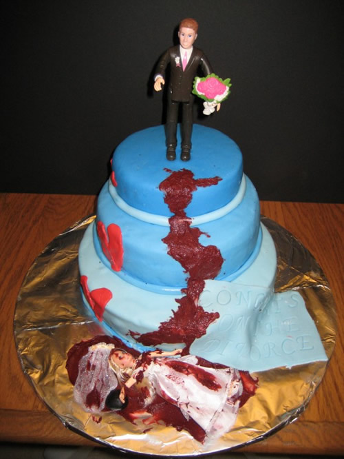 Blue tiered divorce cake with fallen bloody bride and groom holding bouquet | riotdaily.com 