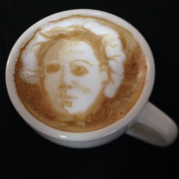 michael-myers-halloween-latte-riotdaily
