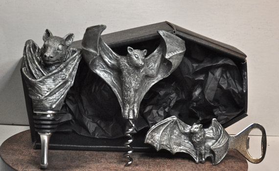 Fruit Bat Gift set of Wine Accessories