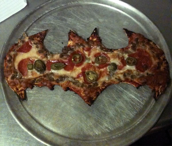 batman-pizza-3